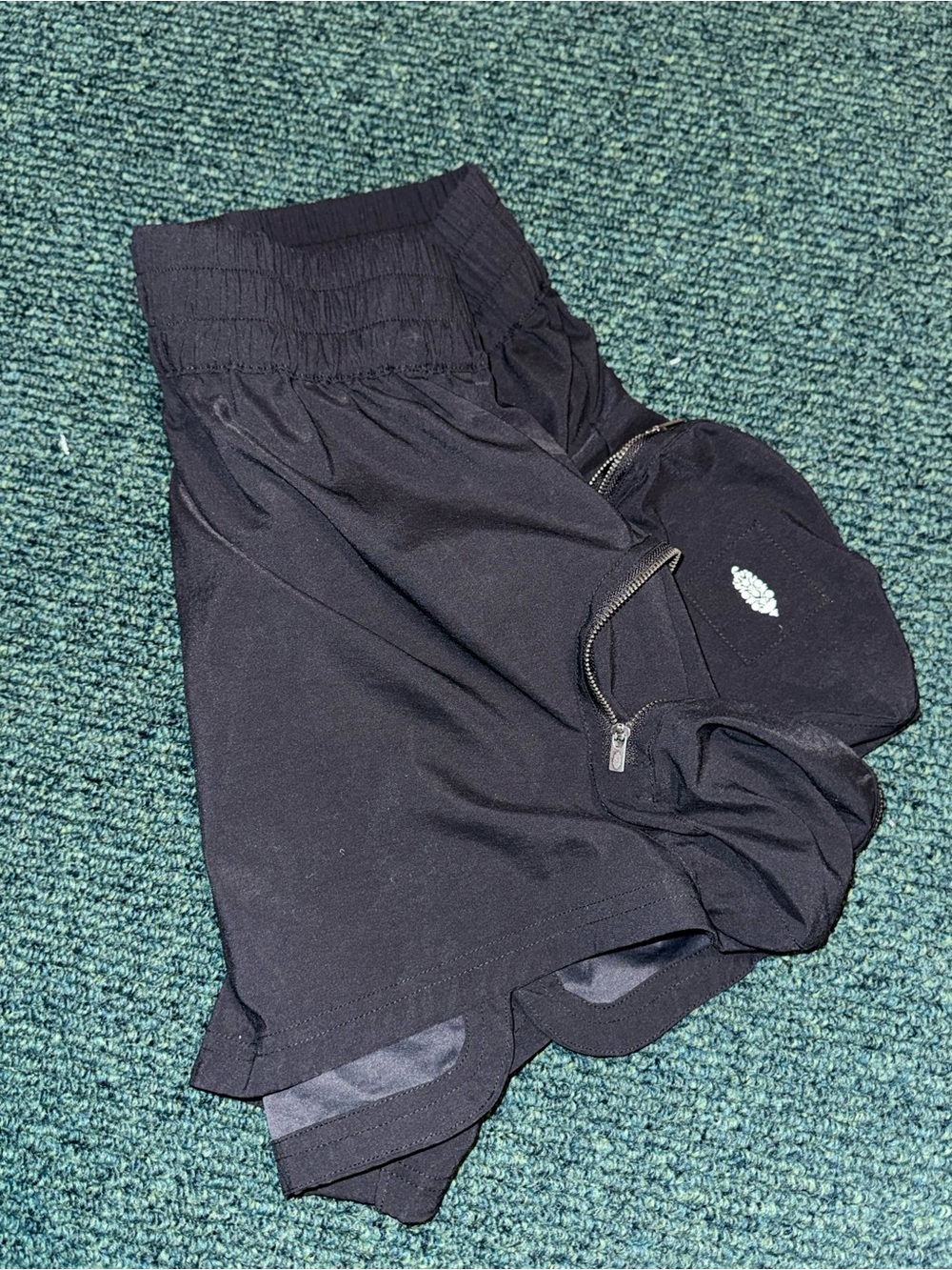 Free People Movement Black Athletic Shorts w/ Zipper Pockets (L)
